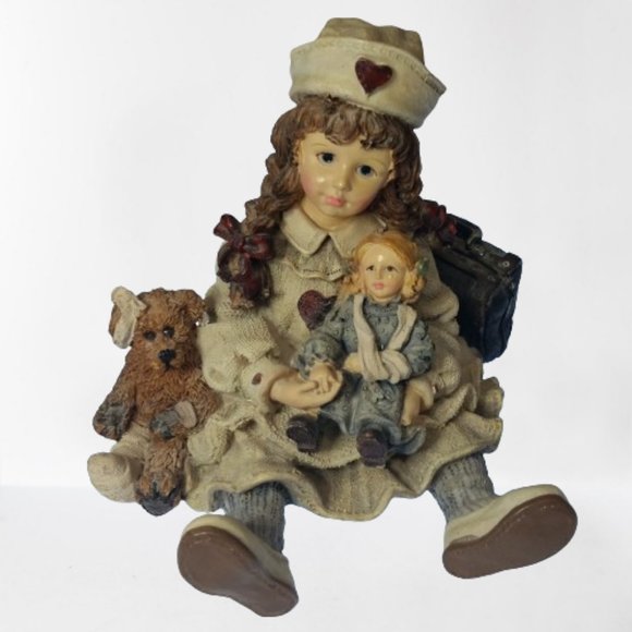 Vintage Yesterday's Child Figurines - Set of 3 - The Dollstone Collection - Picture 3 of 7